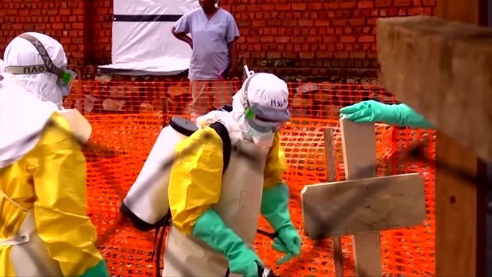CDC dos EUA restringe entrada por Ebola na RD Congo