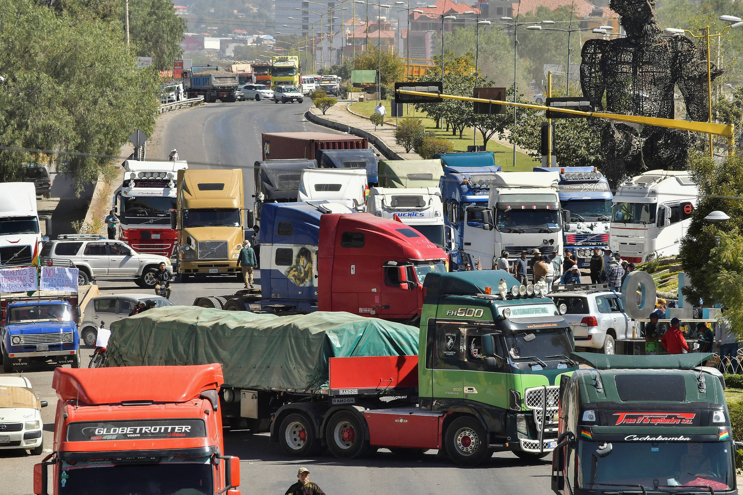 Evo Morales anuncia trégua em bloqueios de estrada na Bolívia, mas diz que não é rendição