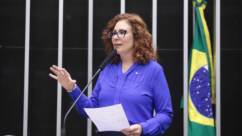 Corte Suprema italiana rejeita extradição de Carla Zambelli para o Brasil