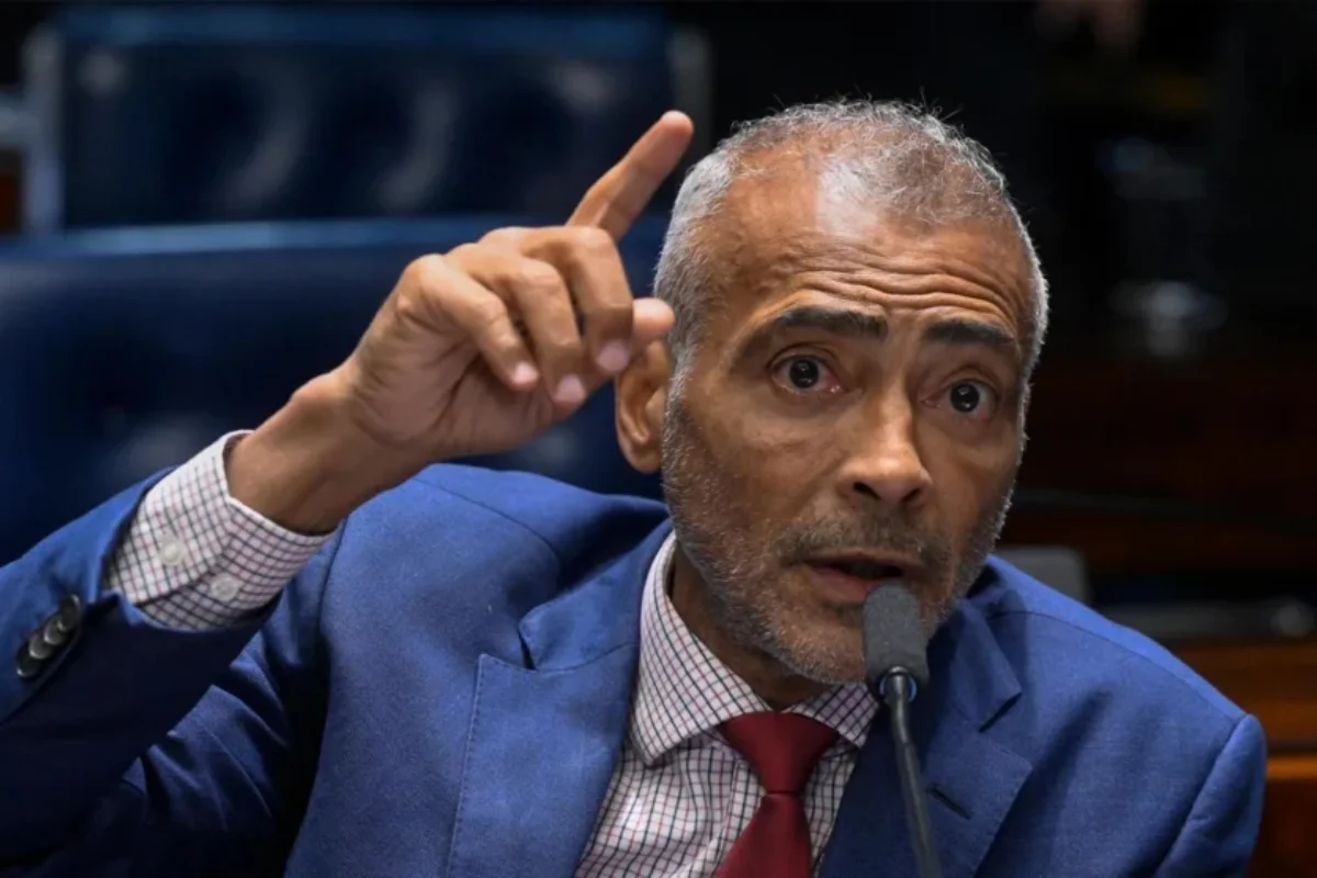 Ex-esposa pede transferência direta de imóvel de Romário devido a dívidas