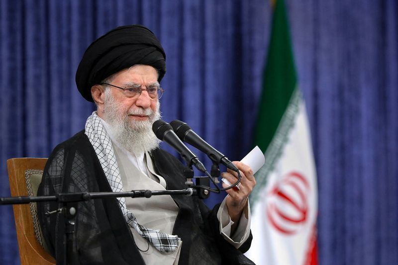 O sepultamento de Ali Khamenei marca encerramento de era no Irã