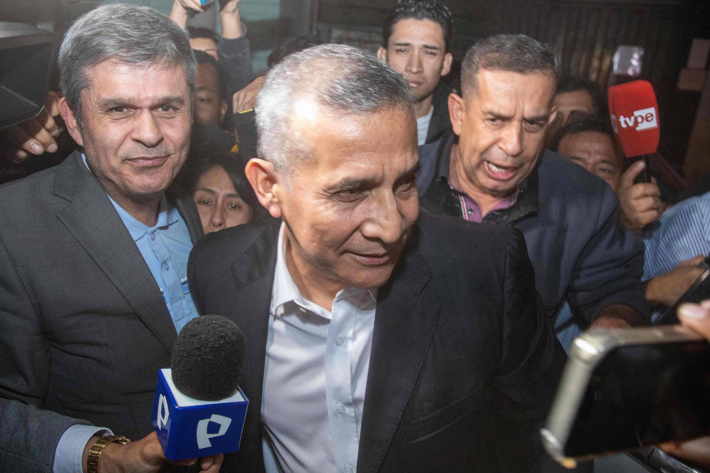 Tribunal Constitucional anula condenação de Ollanta Humala no Peru