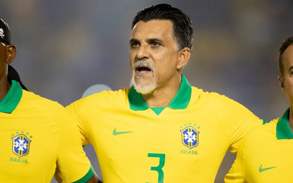 Ricardo Rocha, ex-zagueiro da Seleção, é preso no Rio por dívida de pensão alimentícia