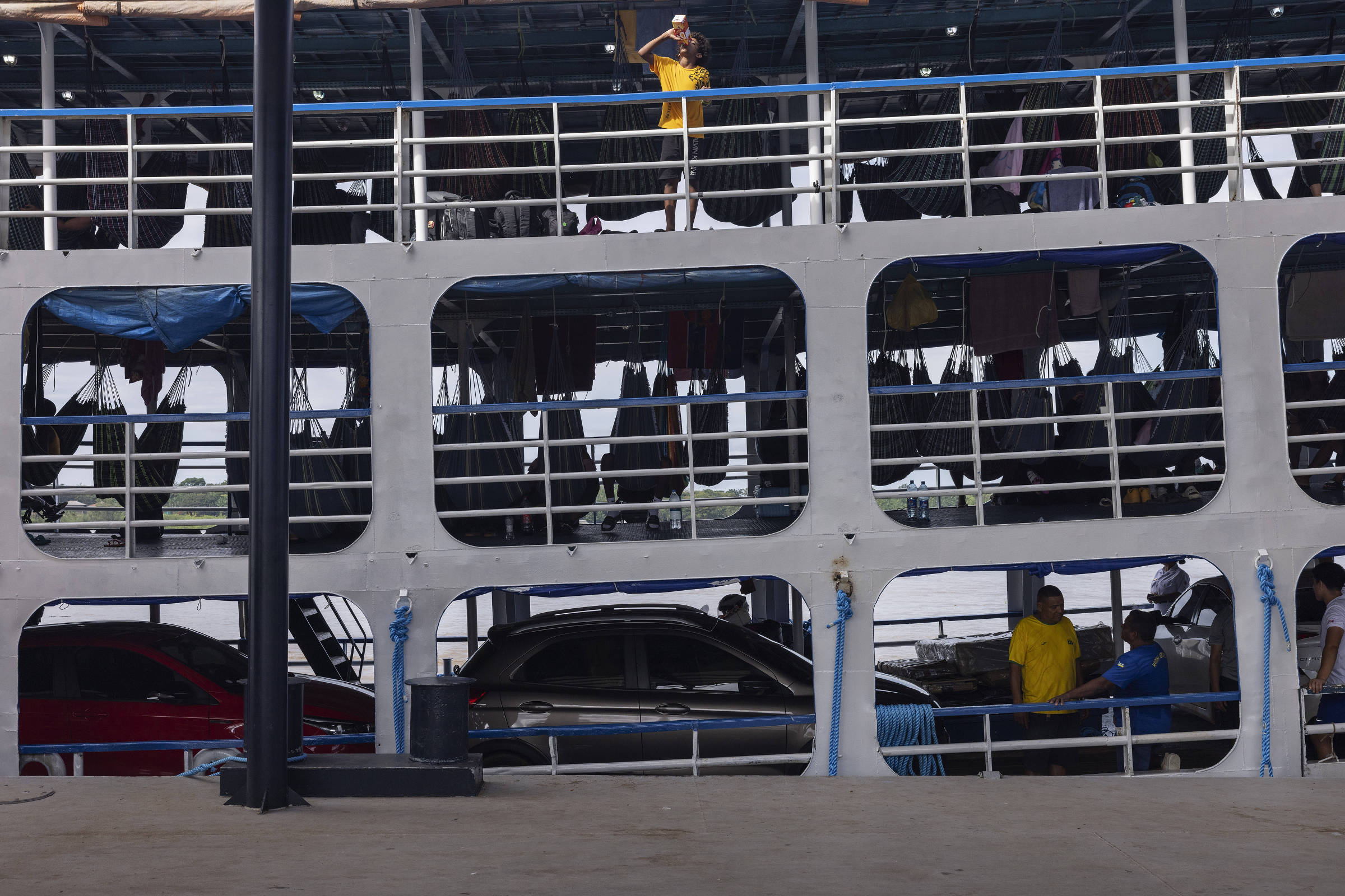 Rede criminosa explora migrantes de Cuba em rota pelo Brasil
