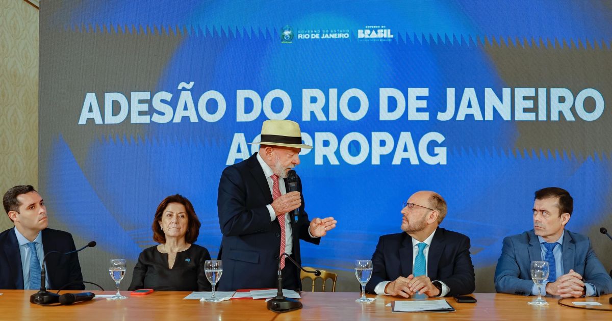 Lula afirma que facções pagam 'mensalidade' para aliciar crianças no crime