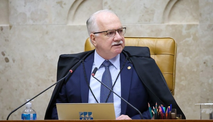 Edson Fachin adia julgamento no STF sobre vínculo de motoristas e entregadores de aplicativos