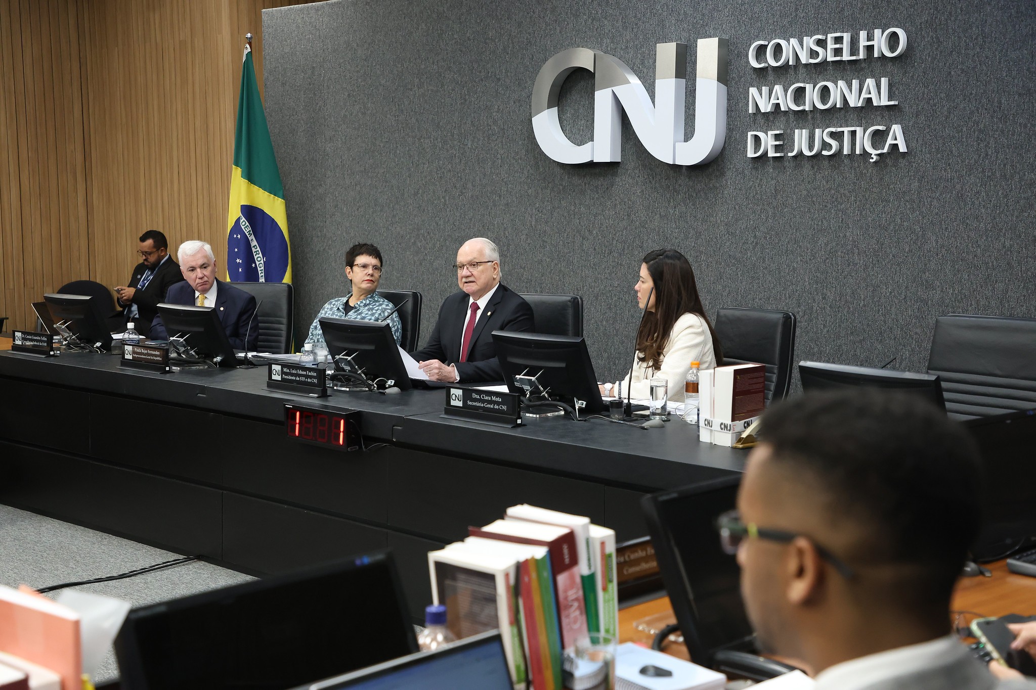 Fachin anuncia grupo para revisar remuneração de magistratura e propor novo modelo