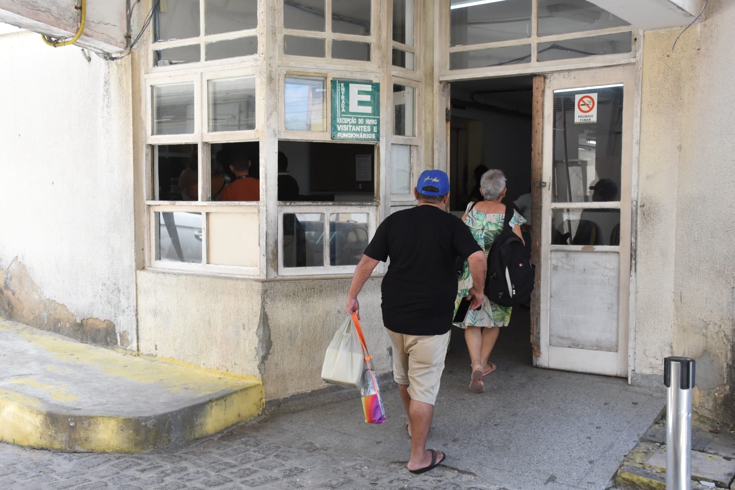 Familiares relatam falta de insumos básicos no Walfredo Gurgel