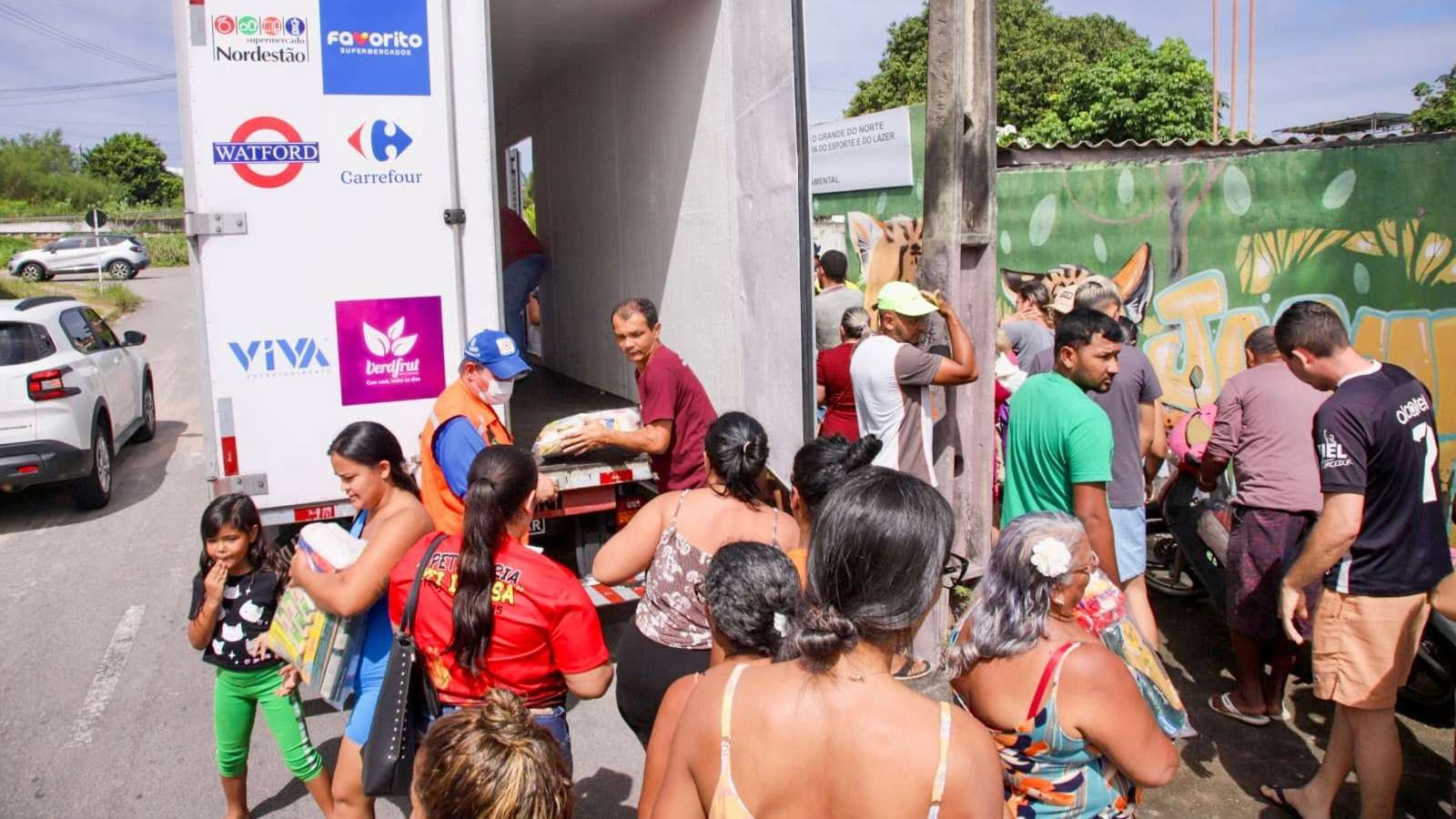 Prefeitura de Natal assiste famílias do Loteamento José Sarney após fortes chuvas