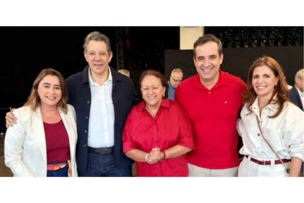 Fátima Bezerra reforça protagonismo no PT durante convenção que oficializa candidatura de Lula