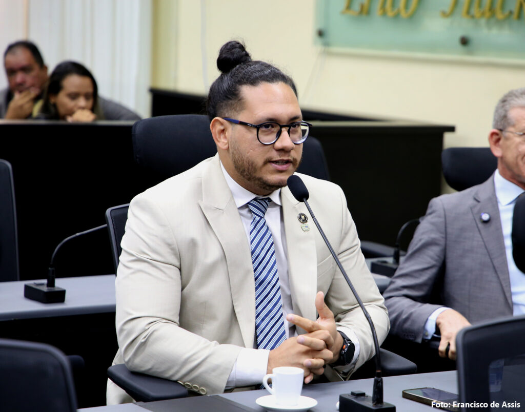 Matheus Faustino nega notificação oficial sobre inquérito da PF
