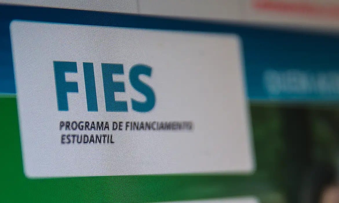 Fundo de Financiamento Estudantil (Fies) abre prazo para adesão de instituições de ensino superior no 2º semestre de 2026