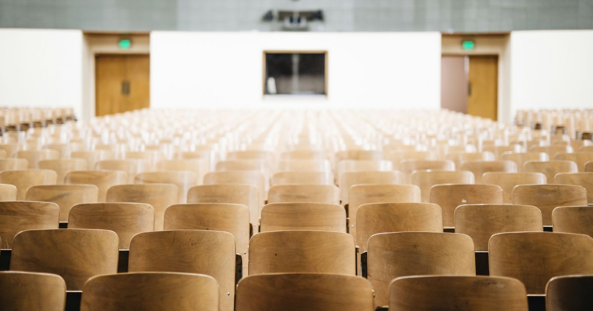 MEC libera resultado do Fies para o segundo semestre e convoca estudantes