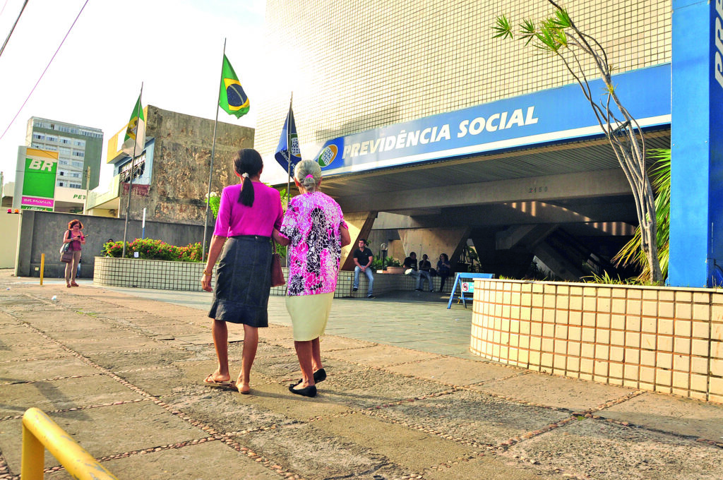 Fila do INSS no RN cresce mais de 9% em março de 2026 e ultrapassa 54 mil pedidos pendentes