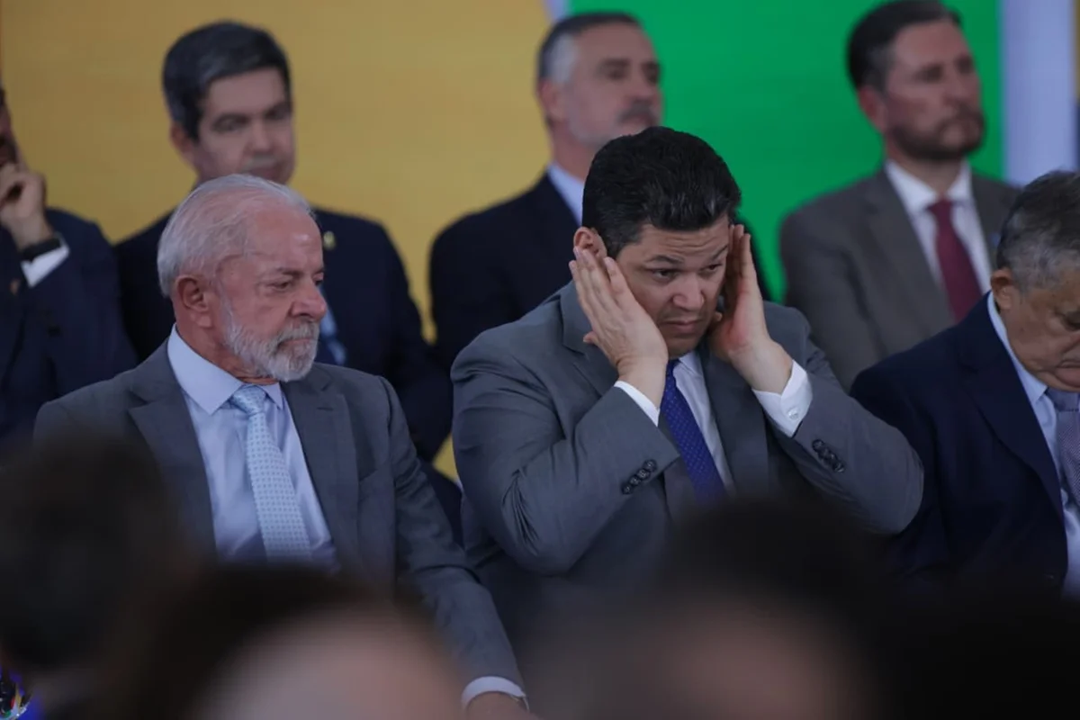PEC que extingue a escala 6x1 enfrenta impasse e segue parada no Senado