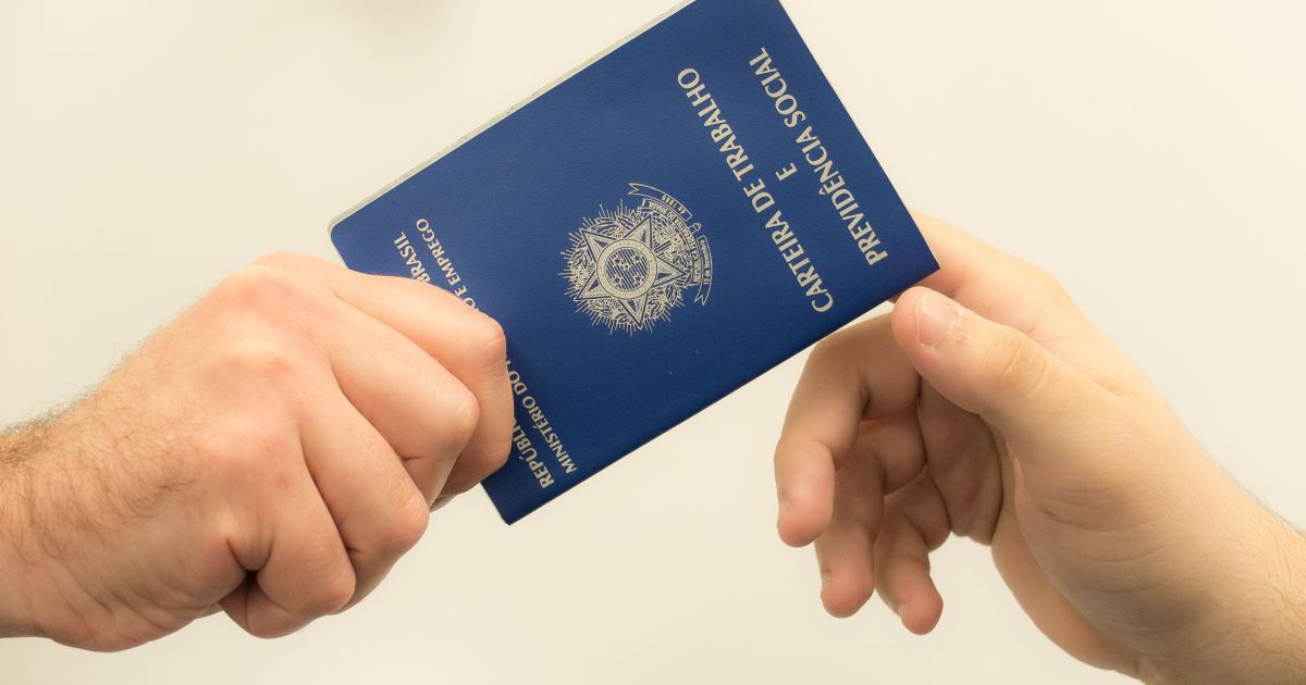 Fim da escala 6x1 pode gerar desemprego e informalidade, alerta pesquisador da FGV Ibre