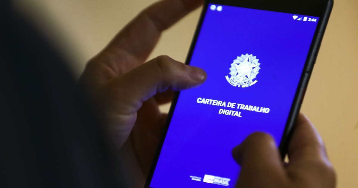 Fim da 6x1: economista aponta falta de prazo para transição como entrave na PEC