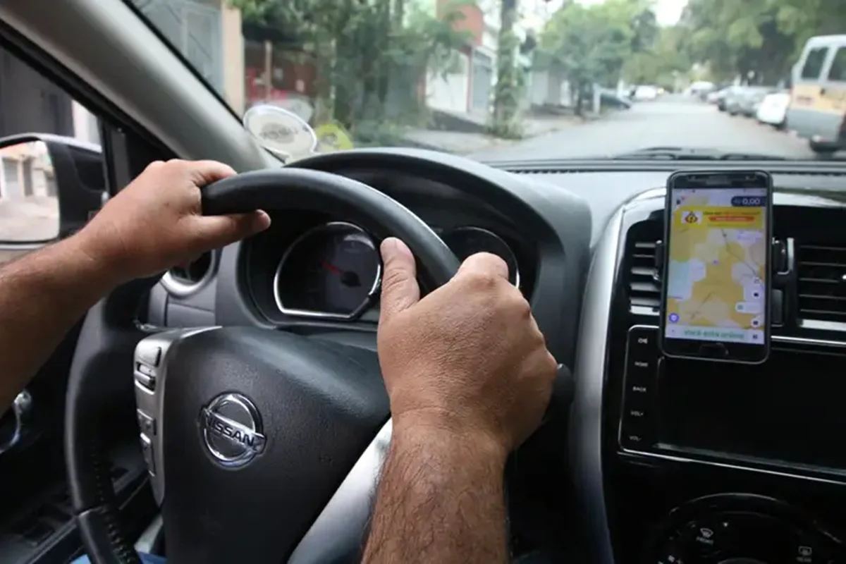 BNDES inicia financiamento para motoristas de aplicativo nesta sexta-feira (19/06/2026) com R$ 30 bilhões