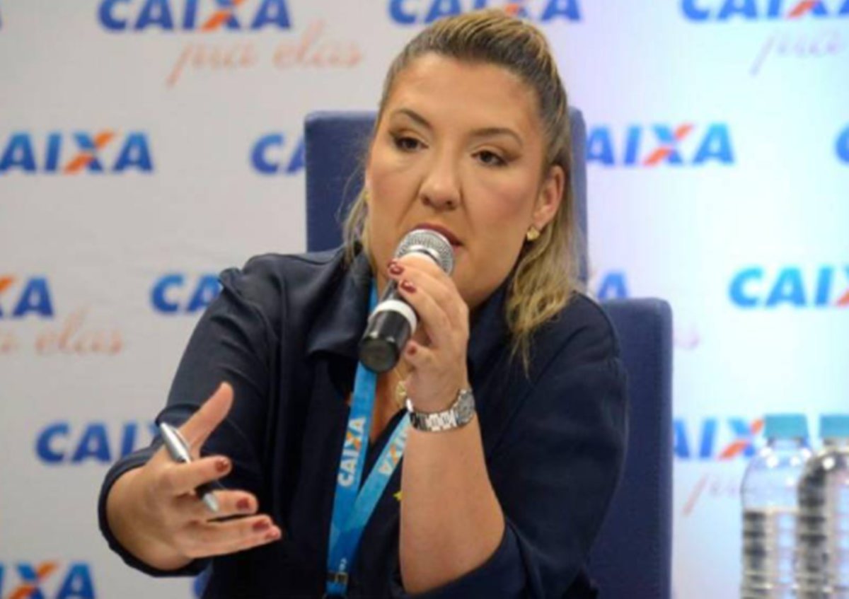Flávio Bolsonaro convida ex-presidente da Caixa Econômica Federal, Daniella Marques, para compor equipe econômica de pré-campanha