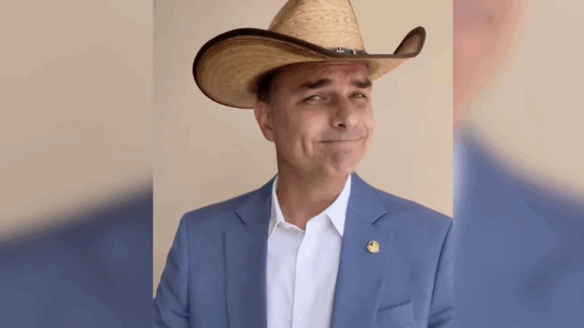 Flávio Bolsonaro: Trabalhador sustenta vida de luxo de Lula