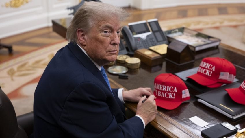 Aeroporto Internacional de Palm Beach é renomeado em honra a Donald Trump