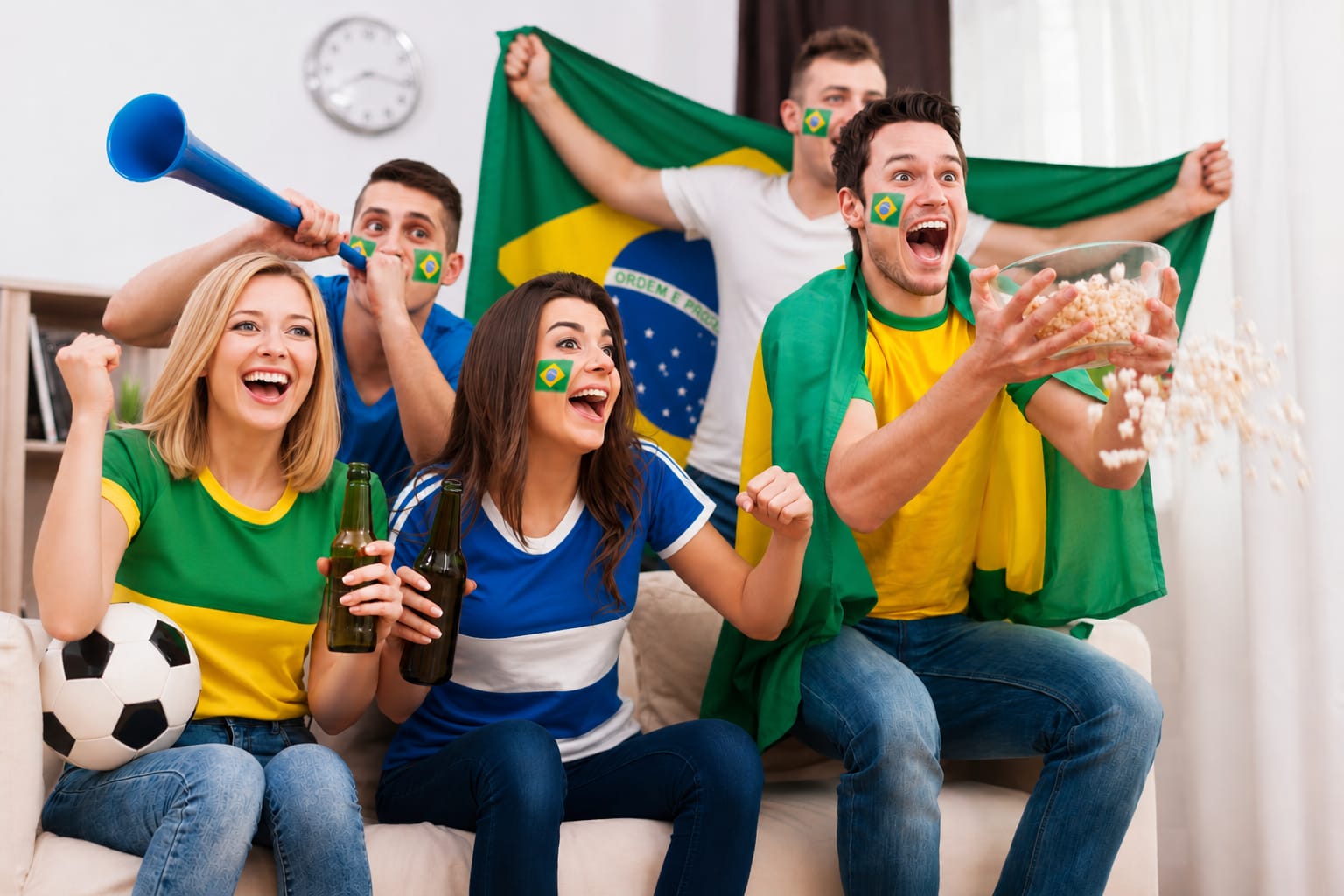 Especialistas alertam para cuidados com o coração durante jogos de futebol, unindo emoção e saúde