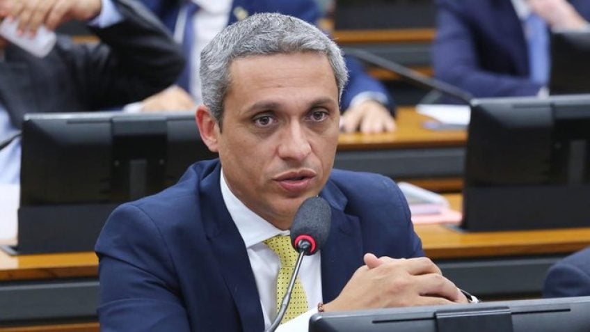 Gustavo Gayer questiona Ministério das Relações Exteriores sobre vistos negados a representantes dos Estados Unidos