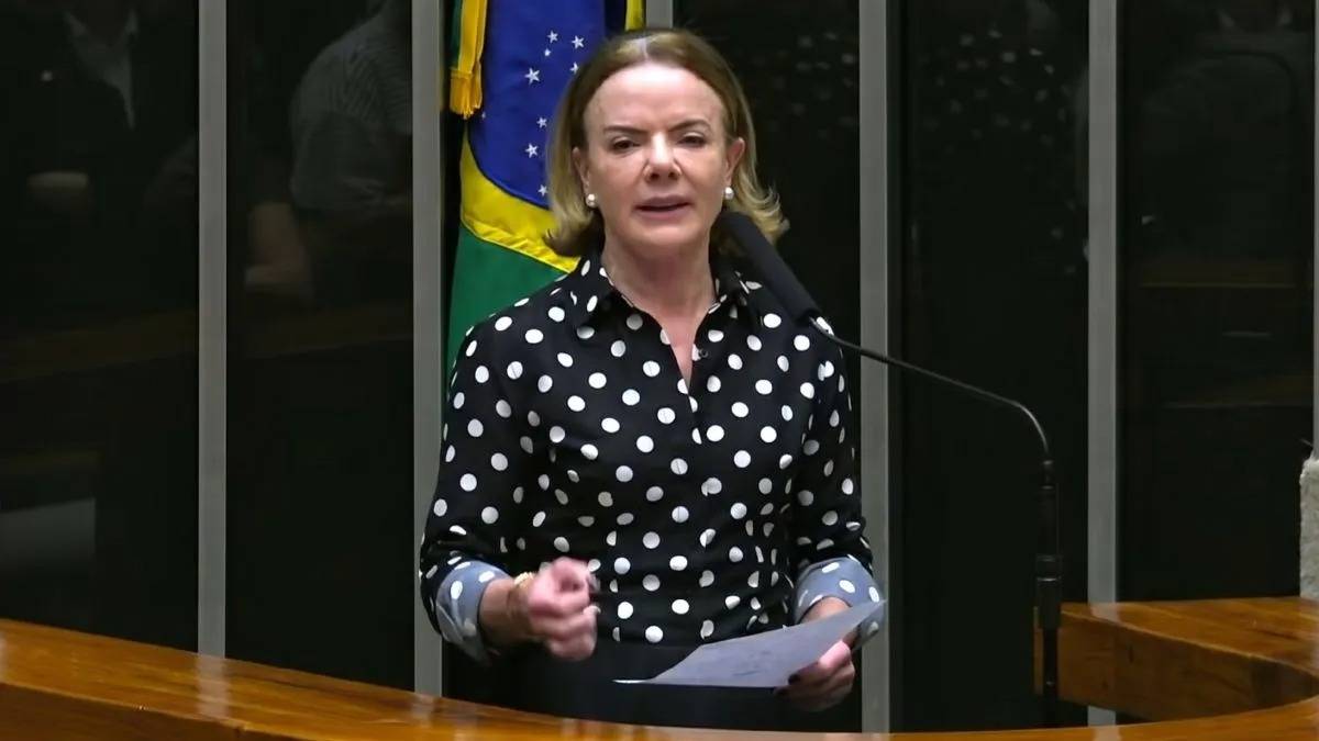 Gleisi cobra Alcolumbre por CPI do Banco Master e critica PL de penas