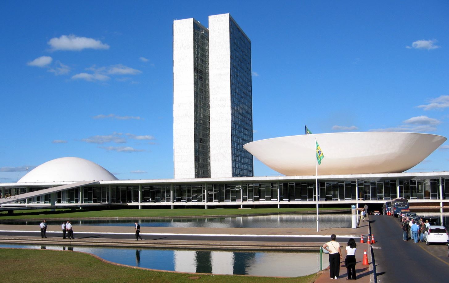 Governo acelera PEC do fim da 6x1 e busca aprovação antes das eleições