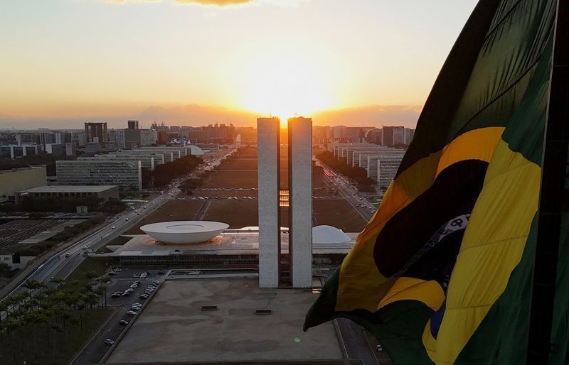 Governo amplia seguro de crédito à exportação para PMEs