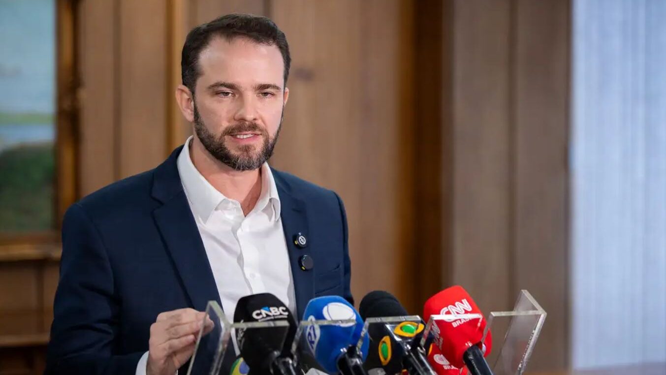 Governo federal amplia Desenrola com novas linhas de crédito para trabalhadores e estudantes adimplentes