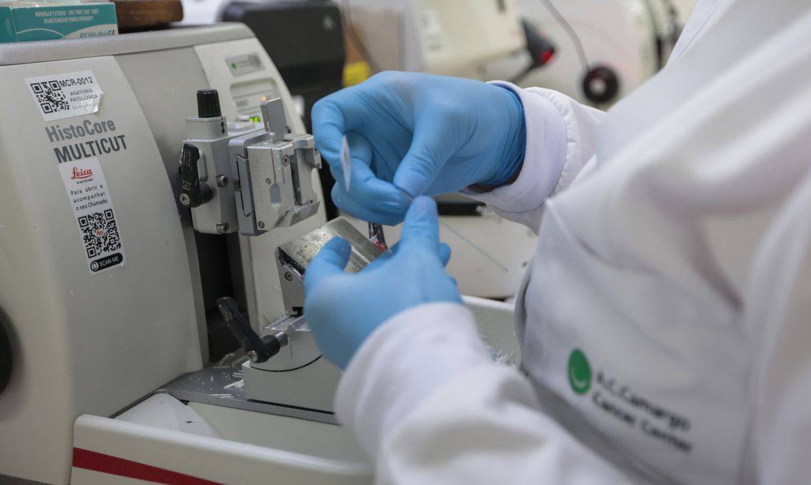 Governo destina R$ 2,2 bilhões para tratamentos oncológicos no SUS