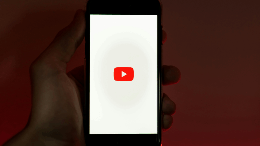Governo Federal eleva idade do YouTube