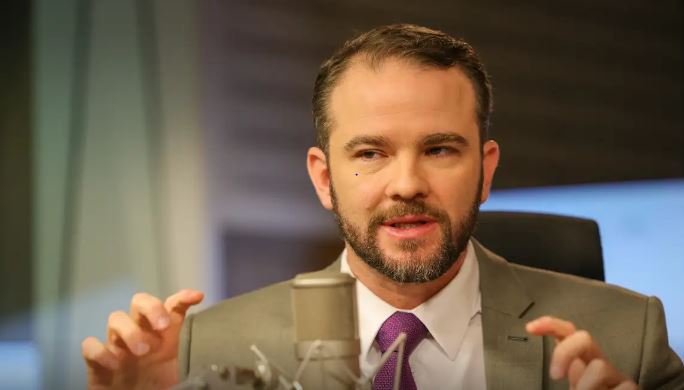Ministro Durigan garante: fim do 6x1 sem corte salarial