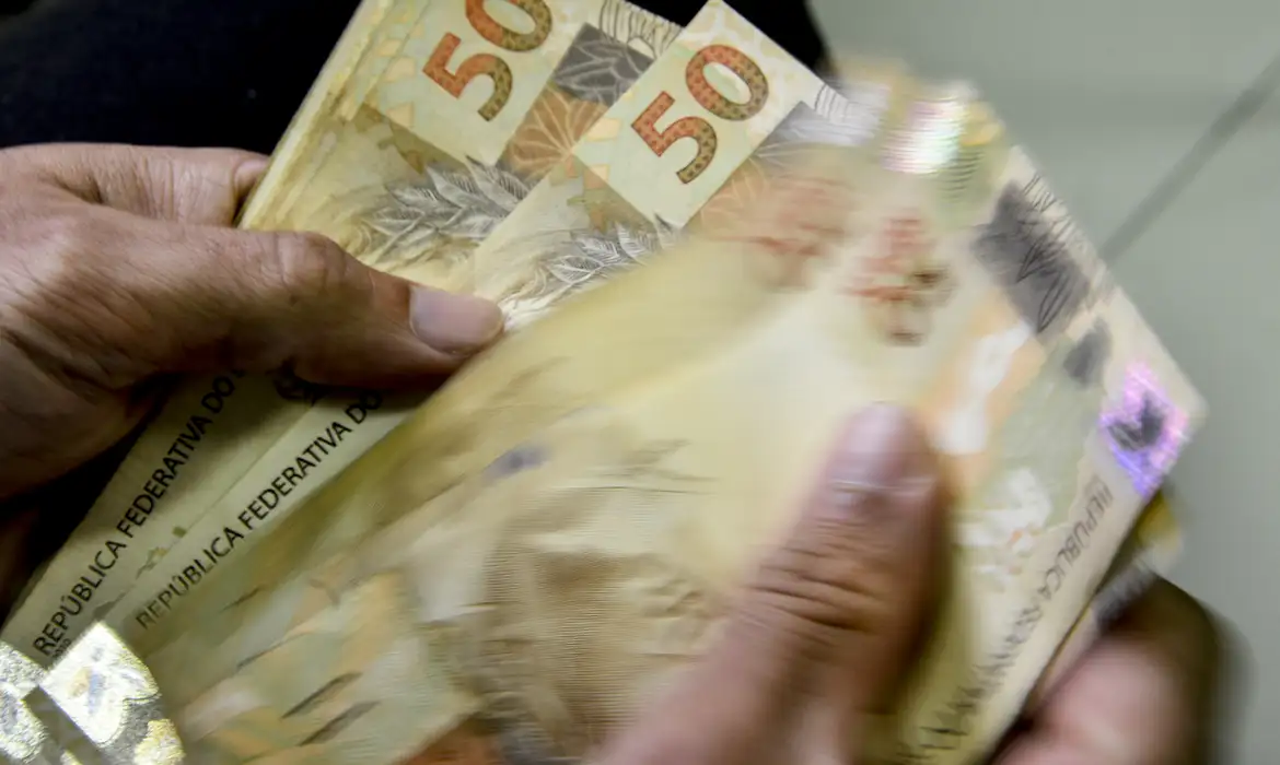 Governo do RN pagará 20% dos inativos nesta quarta (1º); sindicato critica "atraso"