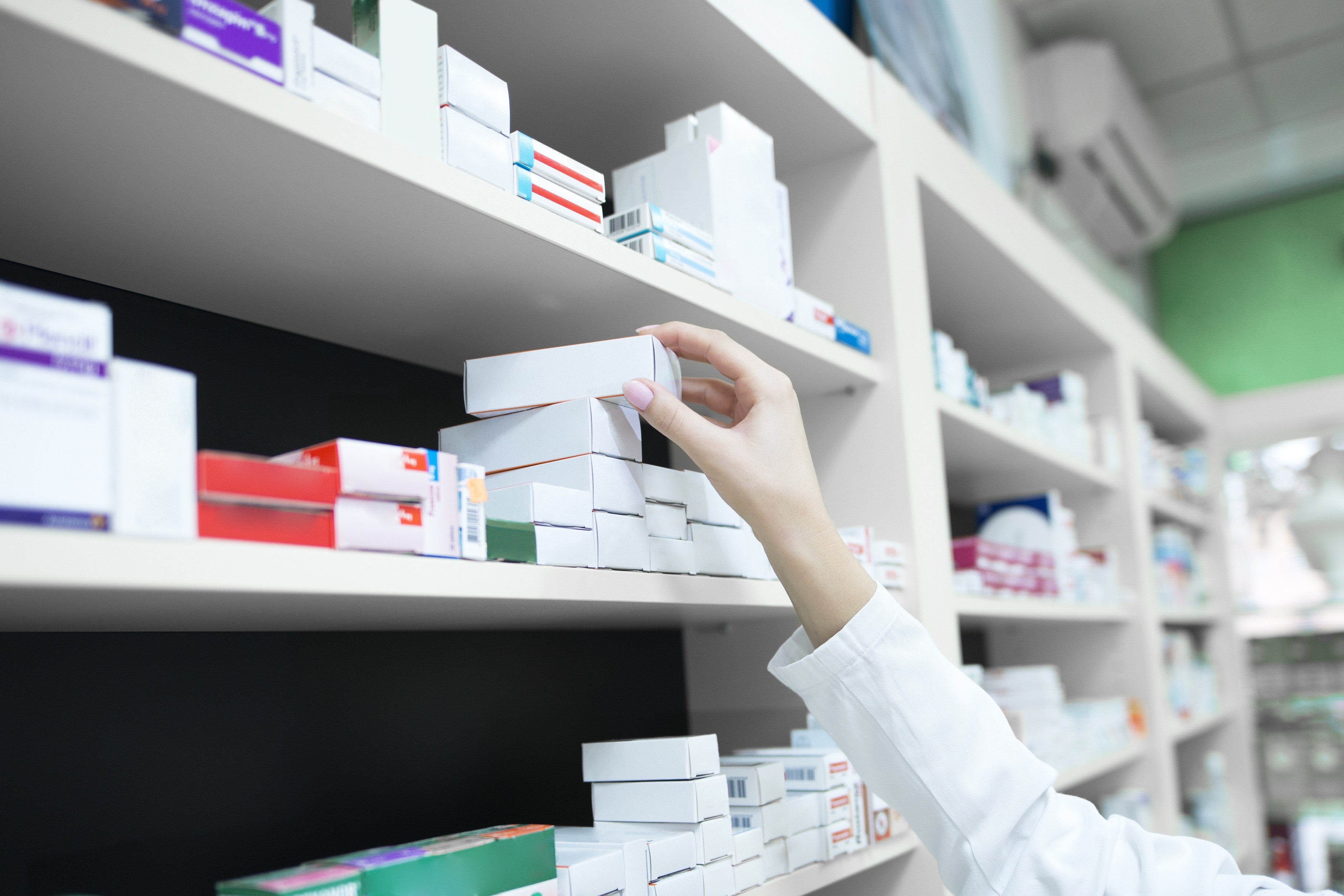 Governo endurece regras para preço de novos medicamentos e limita valores acima dos praticados no exterior
