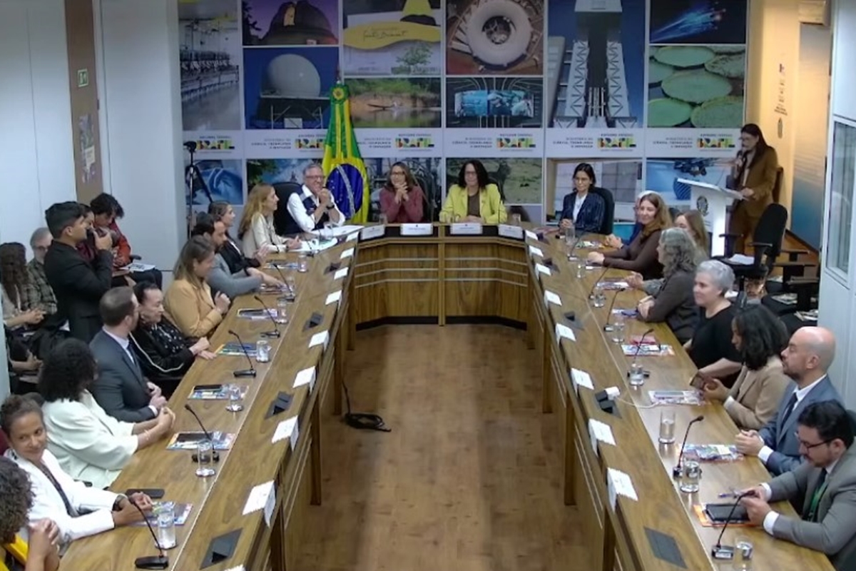 Governo lança chamada para projetos sobre endometriose e saúde menstrual com R$ 60 milhões