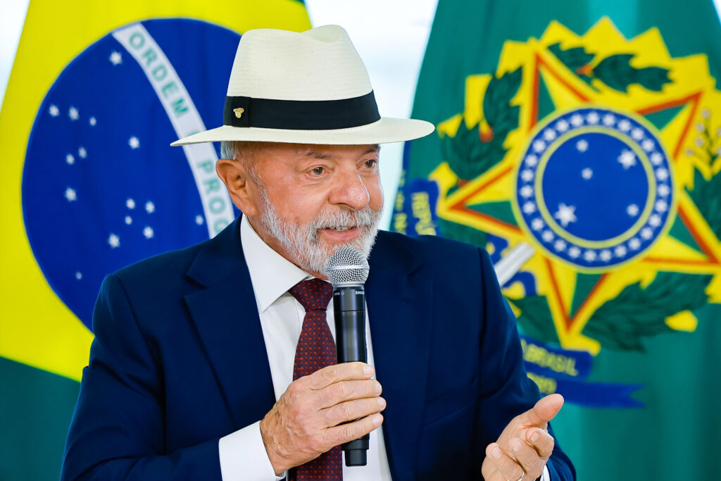 Governo Lula suspende 3,4 milhões de multas Free Flow e mira na classe média