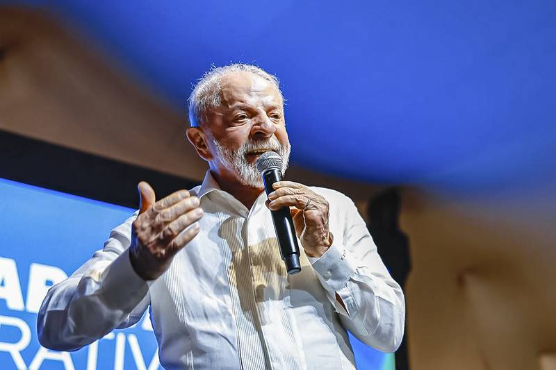 Governo Lula adia decisão sobre restrição de redes sociais para crianças e avalia efeitos do ECA Digital