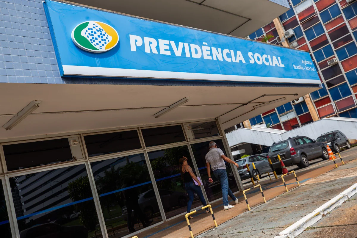 Governo federal acelera análise de benefícios do INSS e reduz prazo para 30 dias