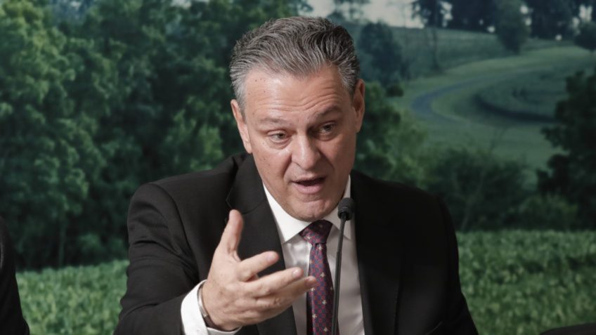 Governo atuará para evitar veto da União Europeia à carne brasileira até setembro, anuncia Carlos Fávaro