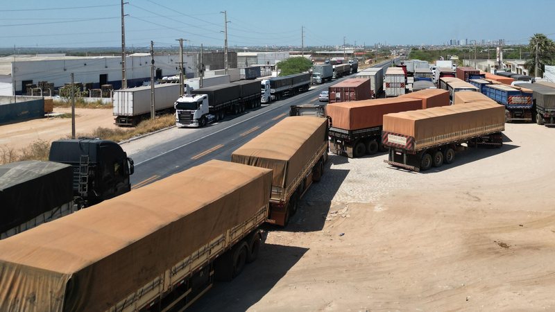 Caminhoneiros no RN decretam greve por tempo indeterminado a partir de 25 de maio