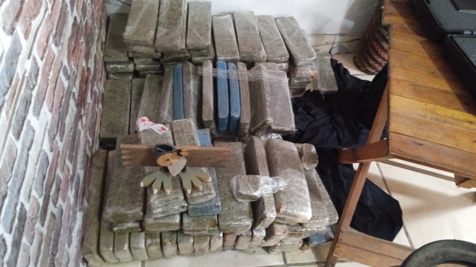 Polícia Civil desarticula esquema de lavagem de R$ 1 bilhão com venda de colchões