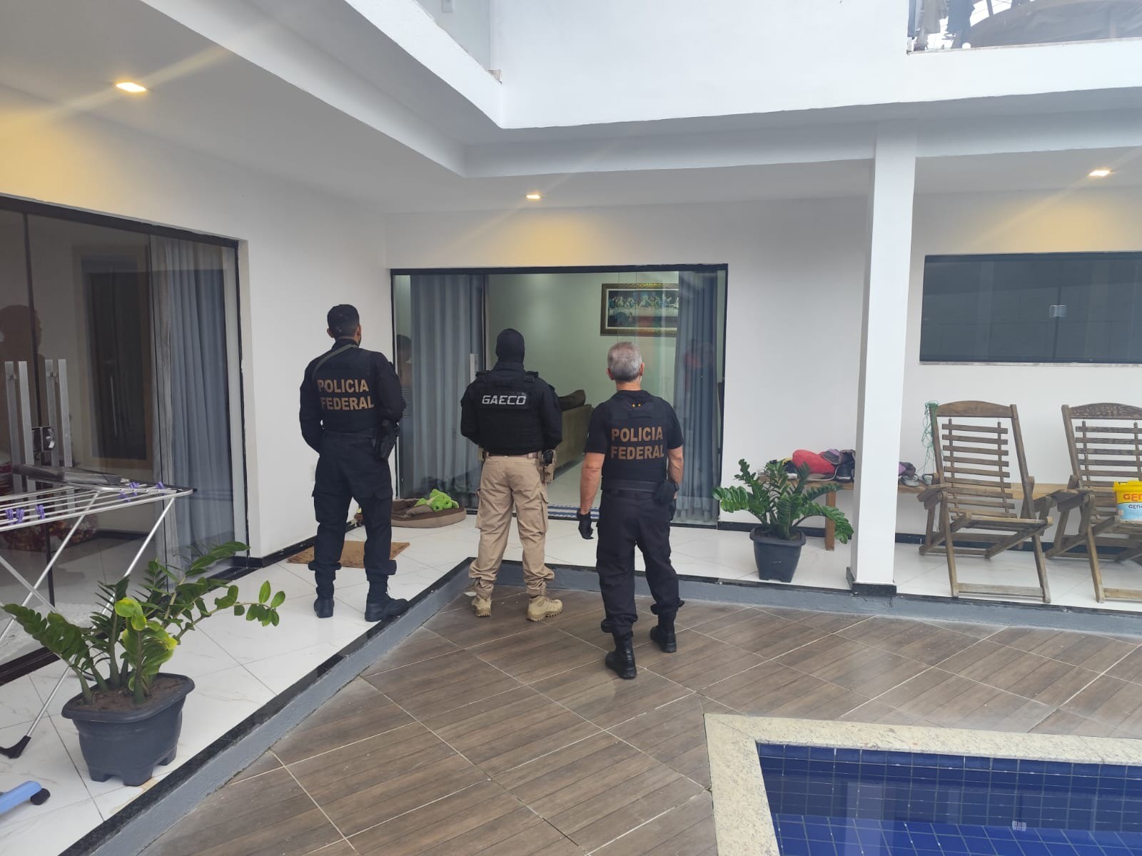 MP-BA e PF desarticulam organização criminosa que lavava dinheiro do tráfico em Porto Seguro