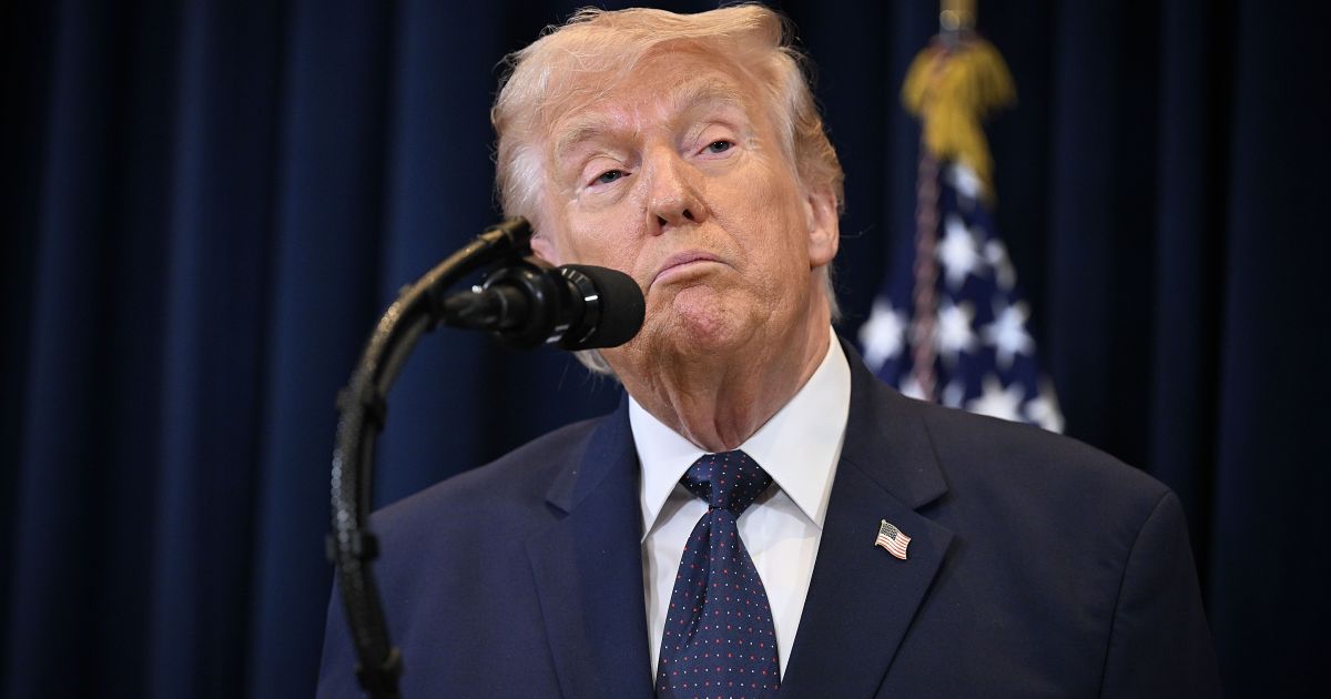 Trump e Putin discutem fim de guerras no Irã e Ucrânia
