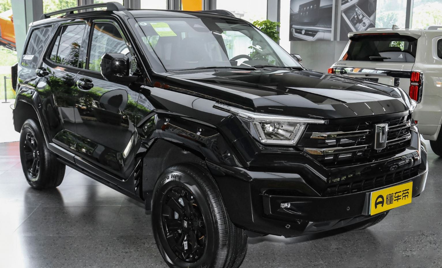 GWM Tank 400 inicia testes no Brasil para desafiar liderança do Toyota SW4