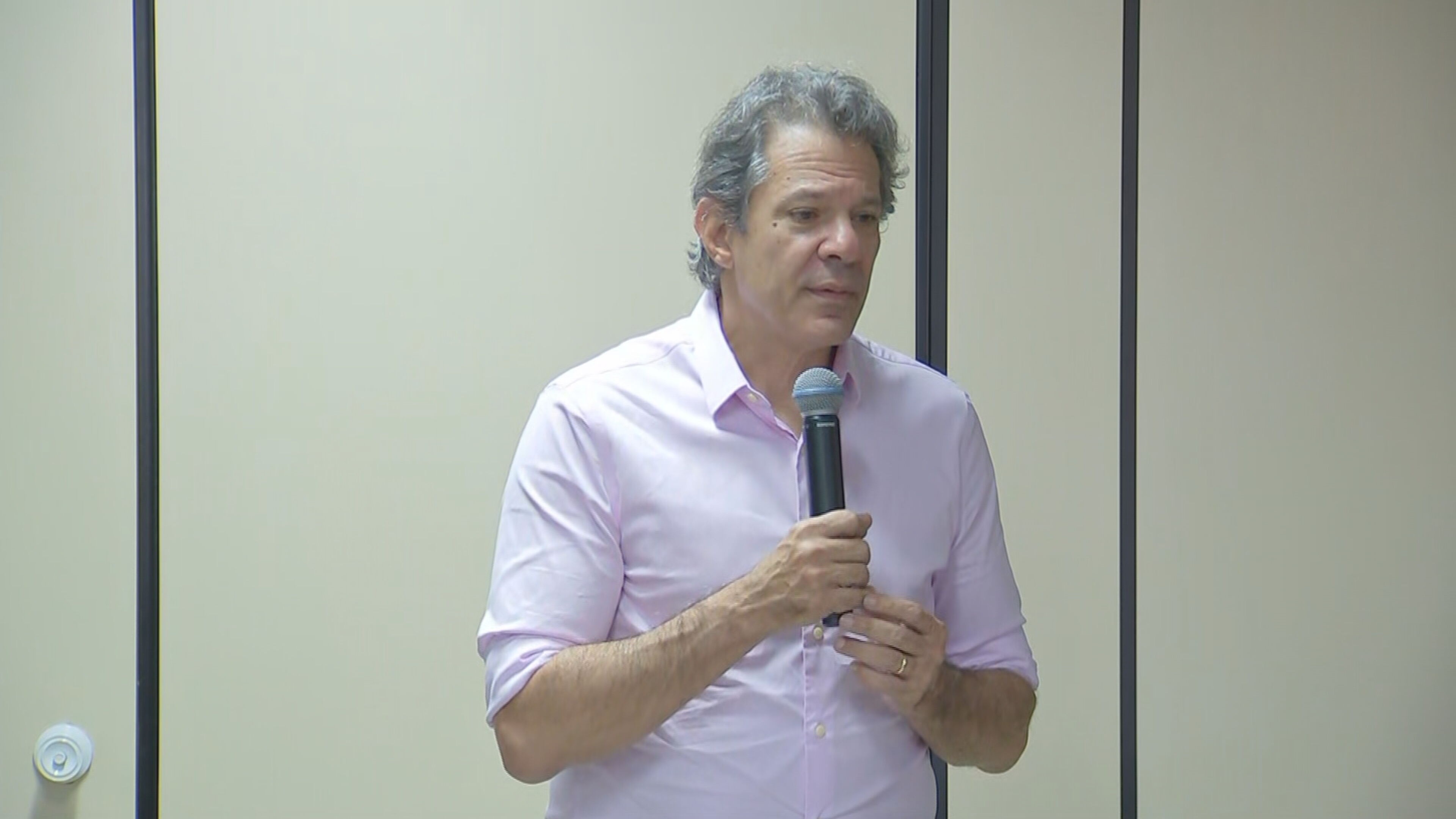 Fernando Haddad critica Tarcísio em Sorocaba e anuncia vice até o fim do mês