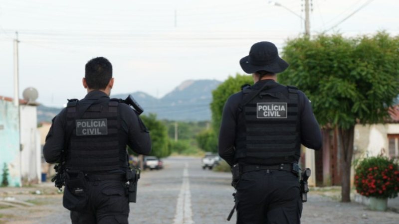 Homem condenado por roubo, homicídio e tráfico é preso pela Polícia Civil nas Rocas