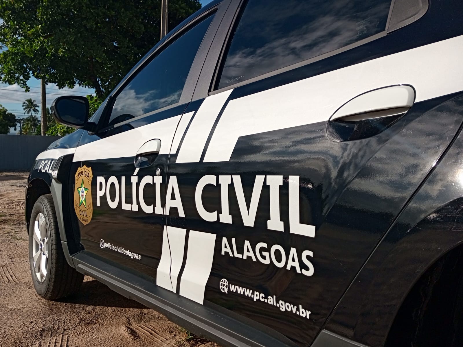 Homem é encontrado morto na Praça 13 de Maio, em Maceió