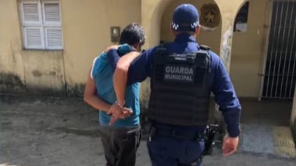 Homem é detido em Pedro Velho após agredir familiares e proferir ameaças graves